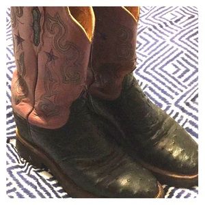 Lucchese 2000 Black Ostrich